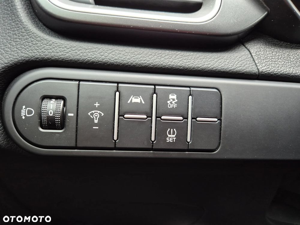 Kia Ceed 1.5 T-GDI M - 17