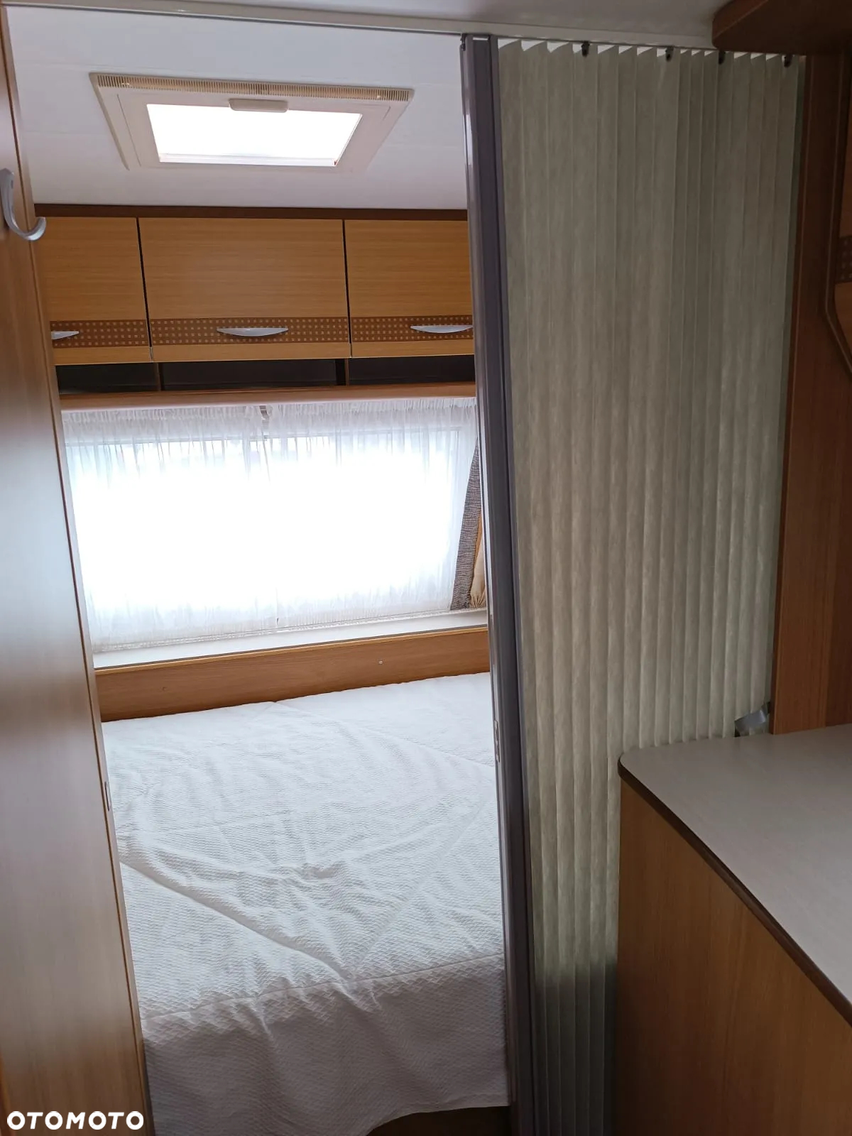 Inny CARADO HYMER - 28