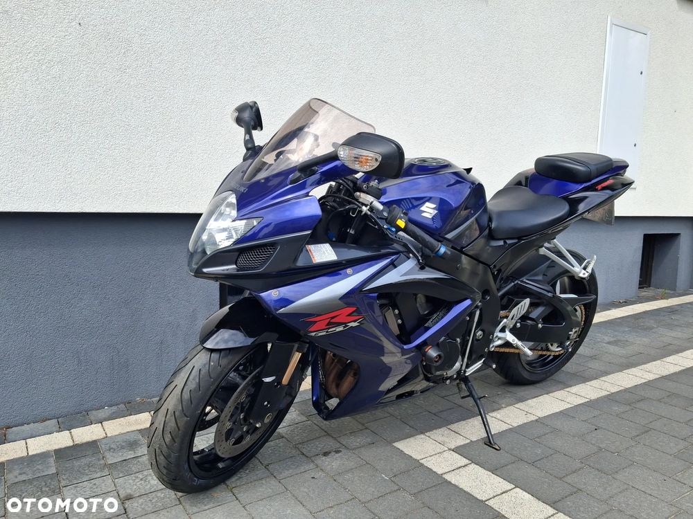 Suzuki GSX-R - 15