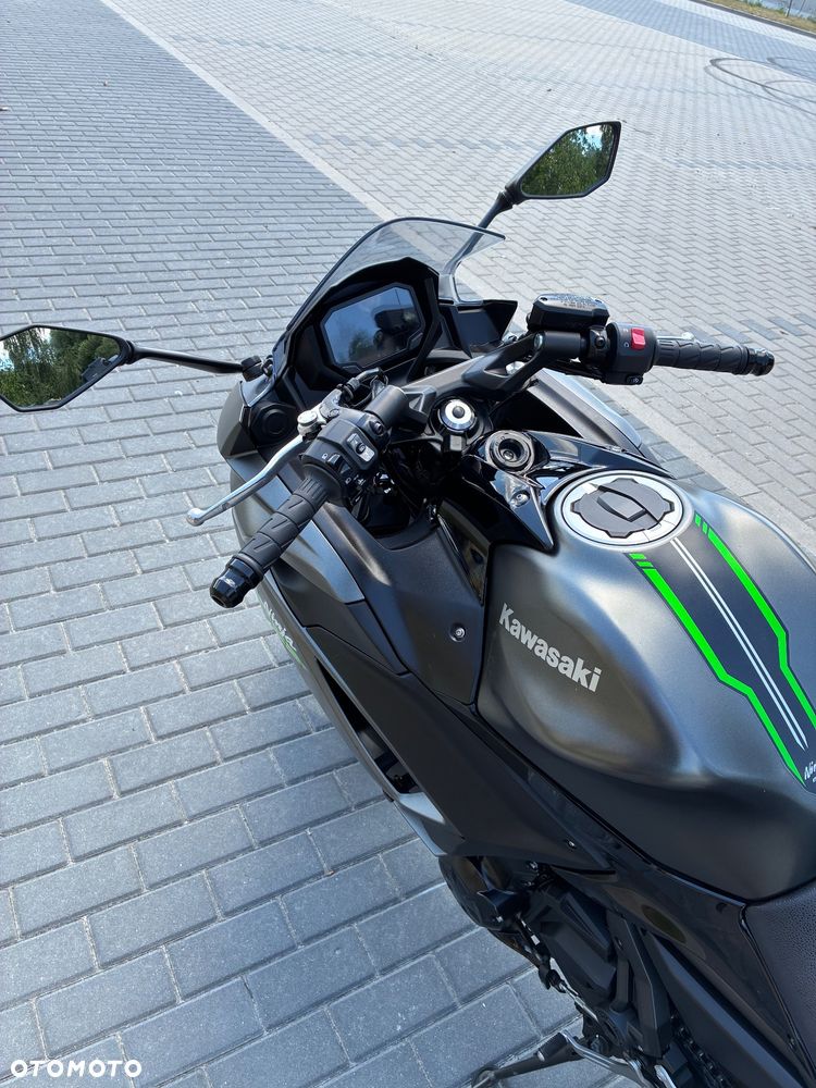 Kawasaki Ninja - 8