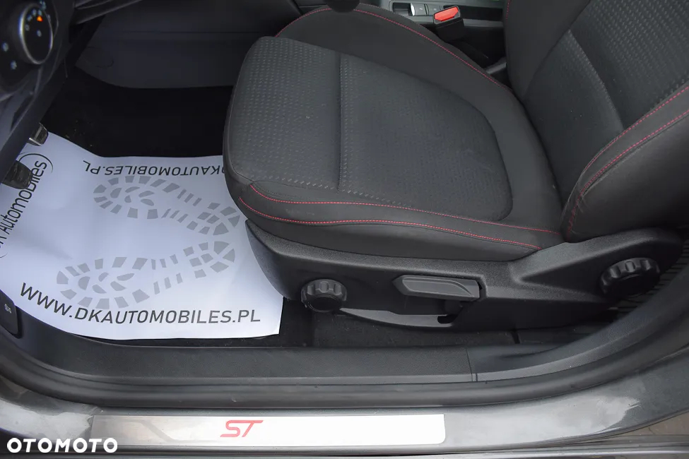Ford Focus 2.0 EcoBlue ST-Line X - 21