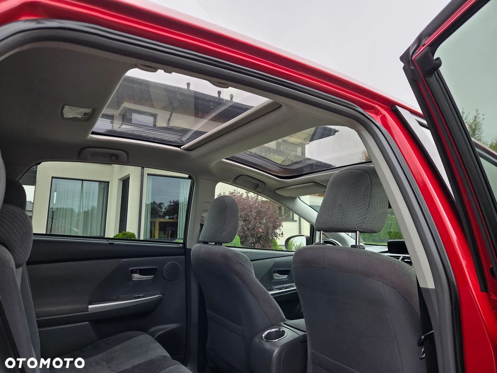 Toyota Prius+ (Hybrid) Executive - 27