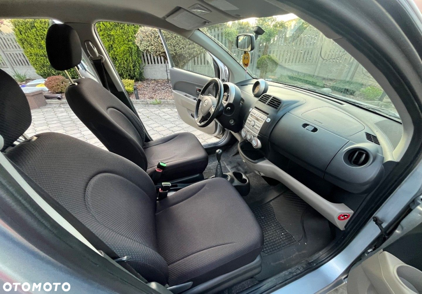 Daihatsu Sirion - 24