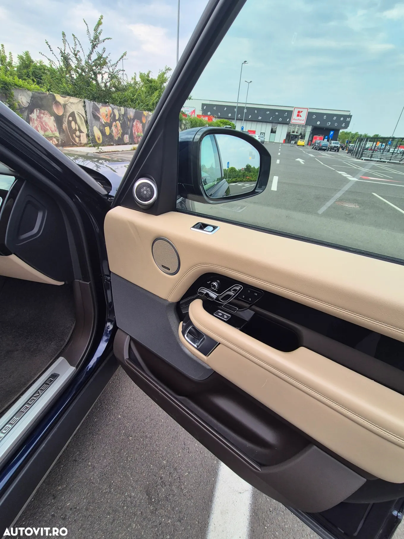 Land Rover Range Rover - 11