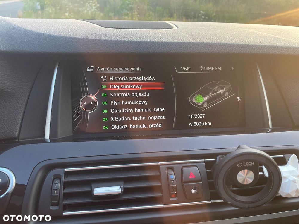 BMW Seria 5 520d Luxury Line - 12