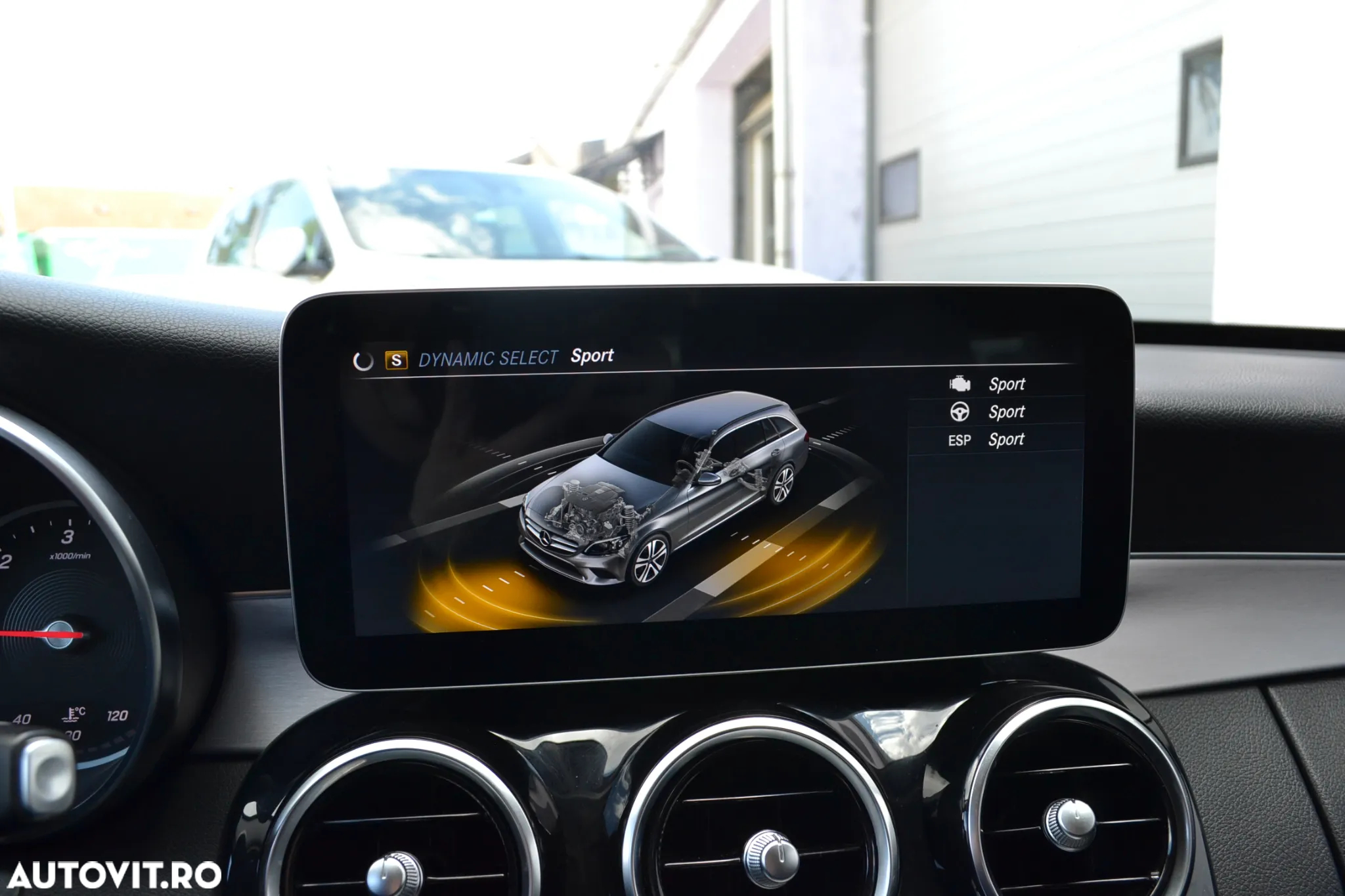 Mercedes-Benz C 220 d T 9G-TRONIC Avantgarde - 26