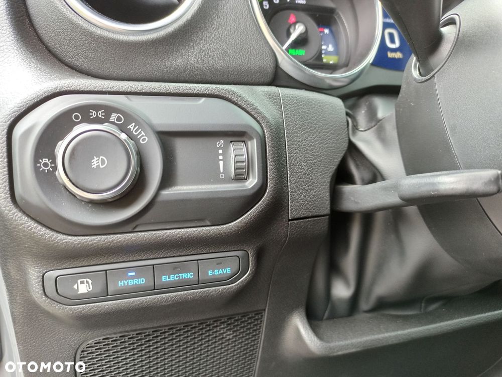 Jeep Wrangler - 16