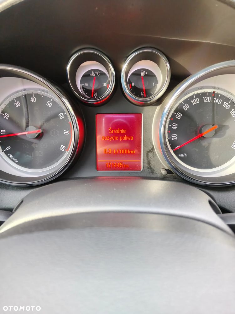 Opel Astra 1.4 T Executive EU6 - 18