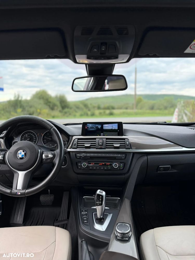 BMW Seria 3 320d Aut. - 11