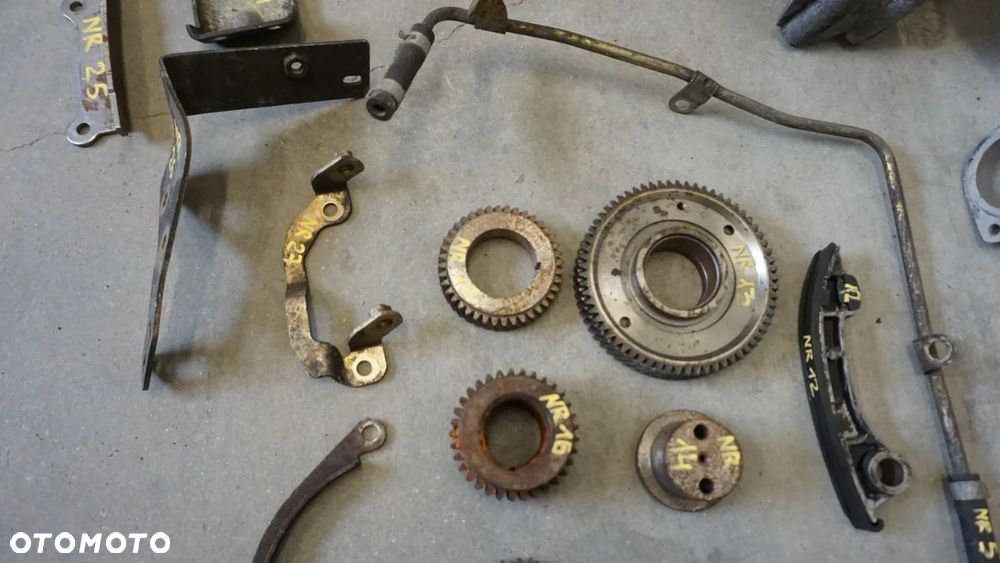 CZĘŚCI DO SILNIKA OSPRZĘT ROZRZĄD KOŁO ZĘBATE MASCOTT 3.0 DXI - 20