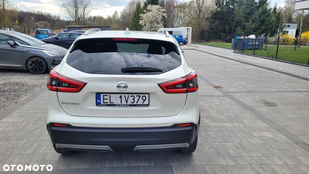 Nissan Qashqai 1.3 DIG-T N-Connecta - 6
