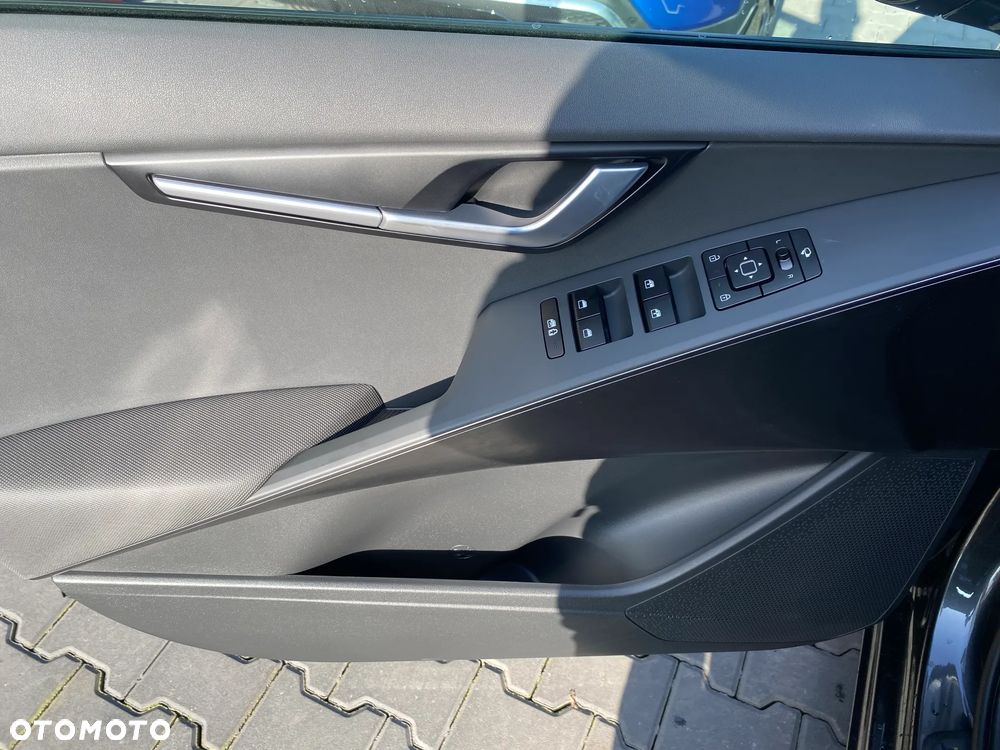 Kia Niro 1.6 GDI Hybrid Business Line - 10