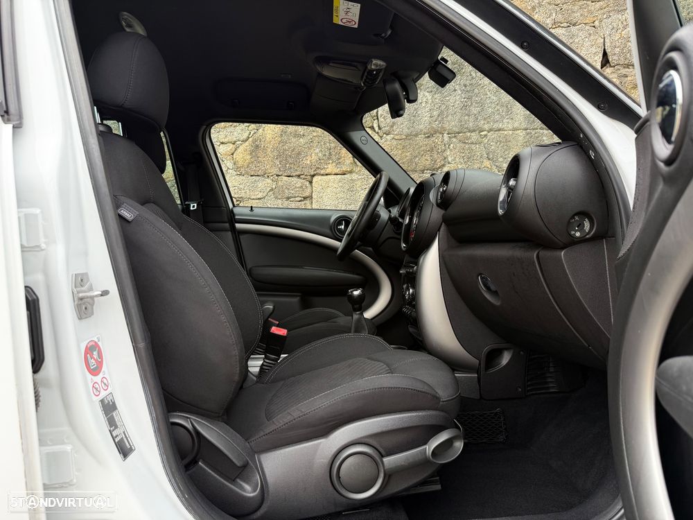 MINI Countryman Cooper D - 8