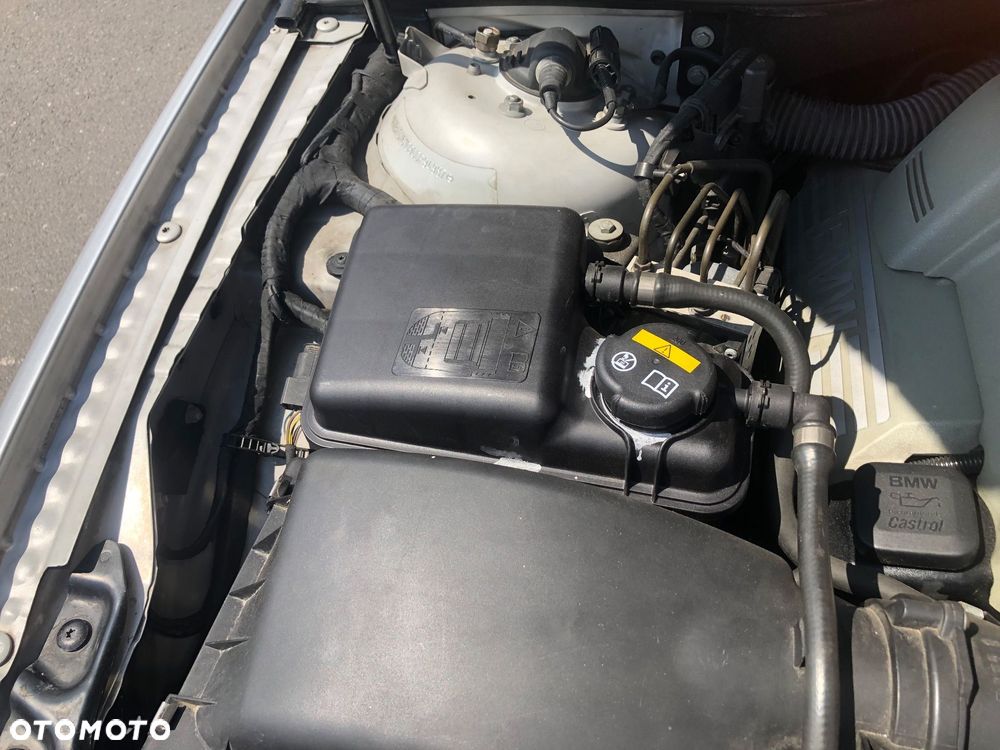 BMW Seria 7 745i L - 19