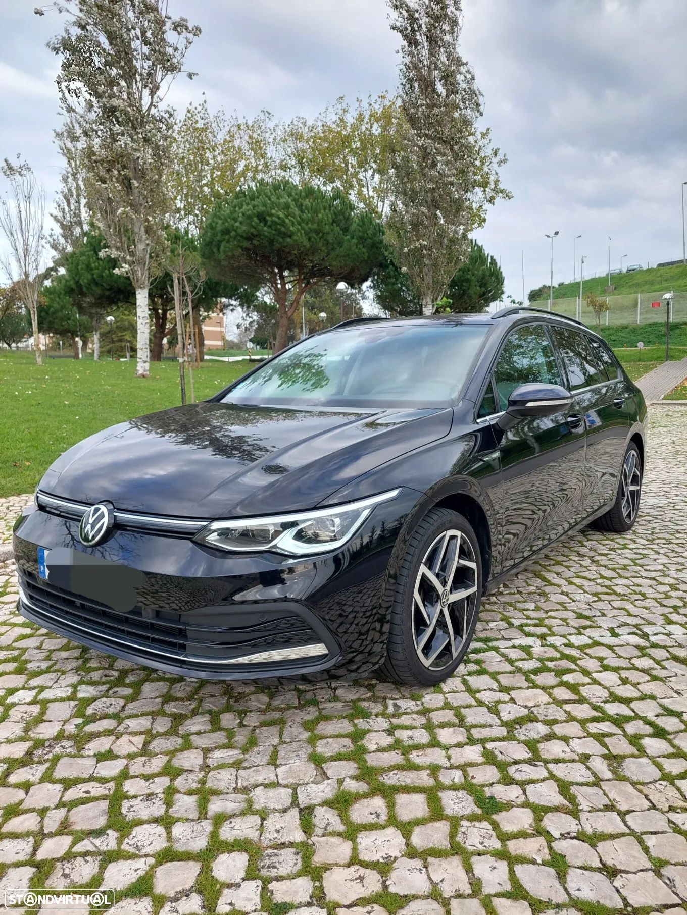 VW Golf Variant - 1