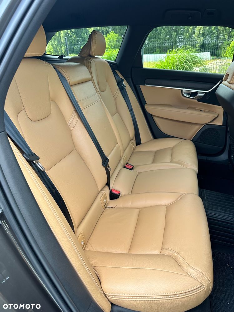 Volvo V90 Cross Country D4 AWD - 37