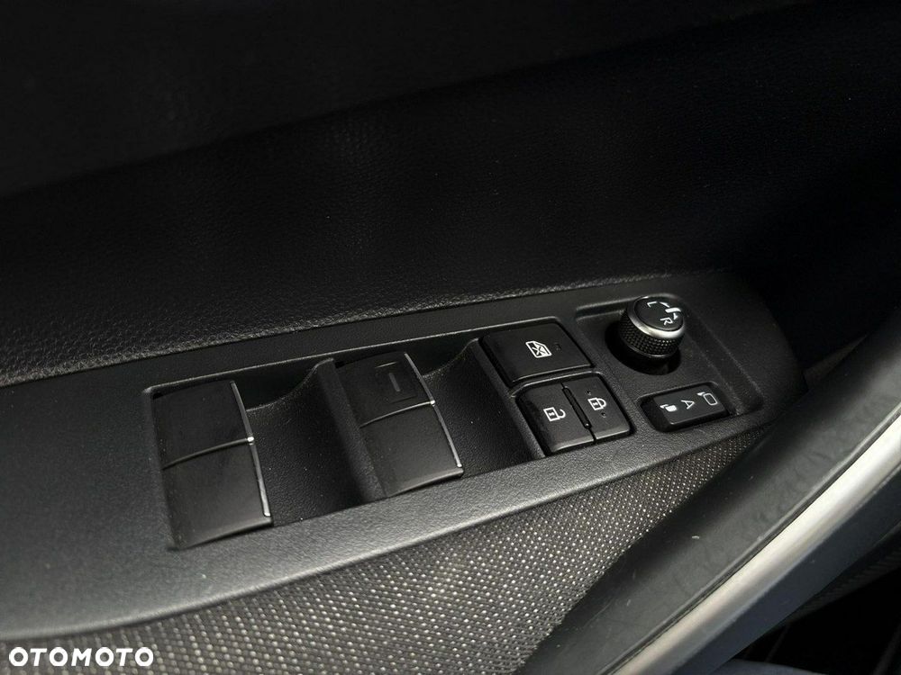 Toyota Corolla - 20