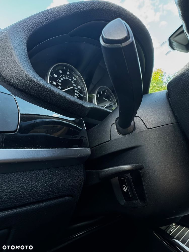 BMW X3 xDrive28i - 16