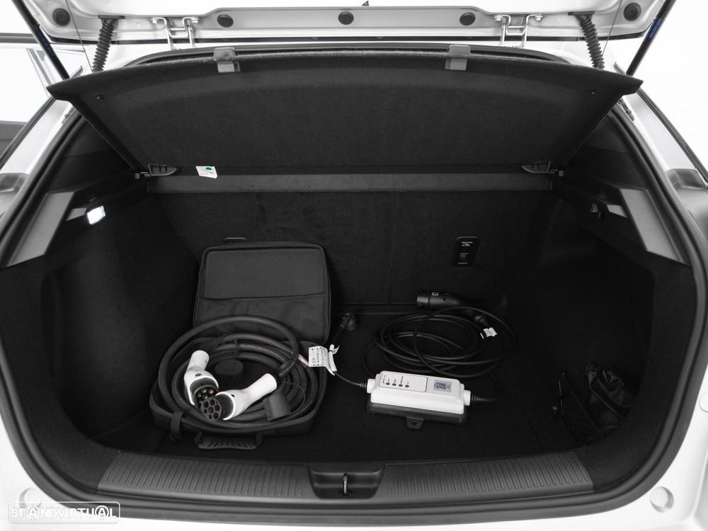 MG MG4 51 kWh Standard - 13