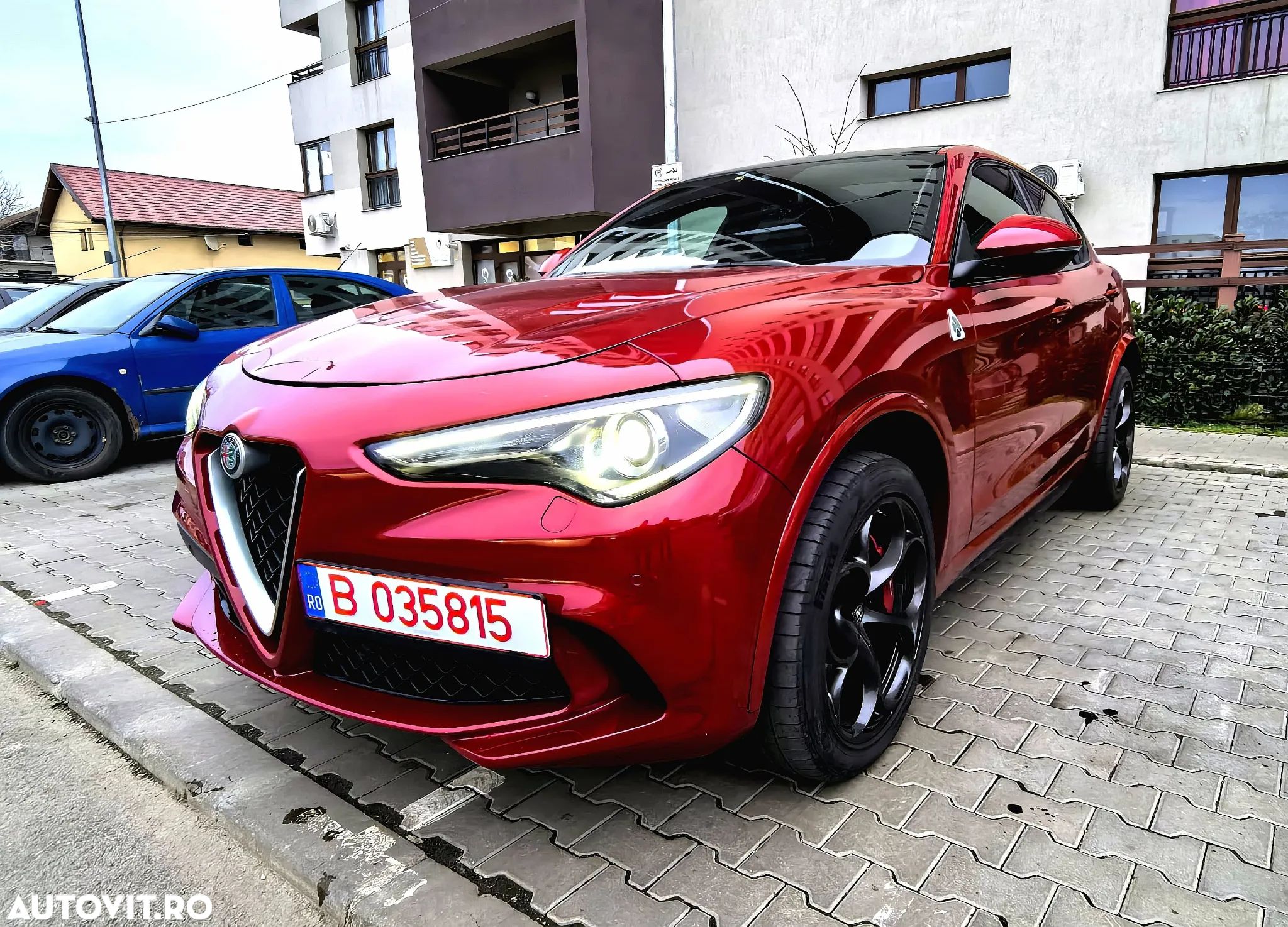 Alfa Romeo Stelvio V6 2.9 Bi-Turbo AT8-Q4 Quadrifoglio - 1