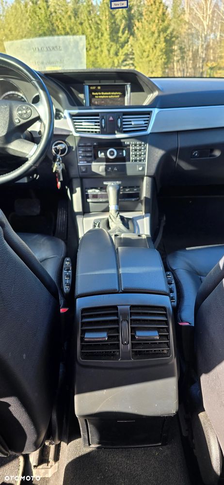 Mercedes-Benz Klasa E 250 CDI DPF BlueEFFICIENCY Automatik Avantgarde - 13