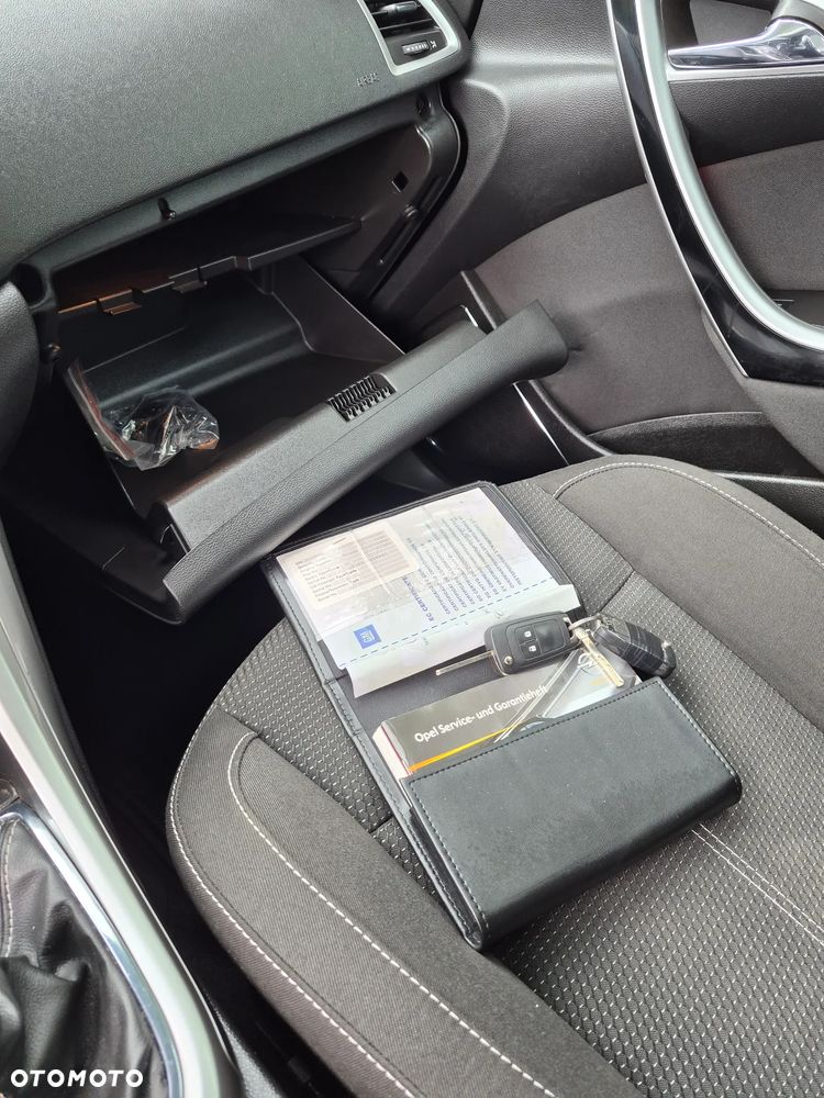 Opel Astra 1.4 Turbo - 33