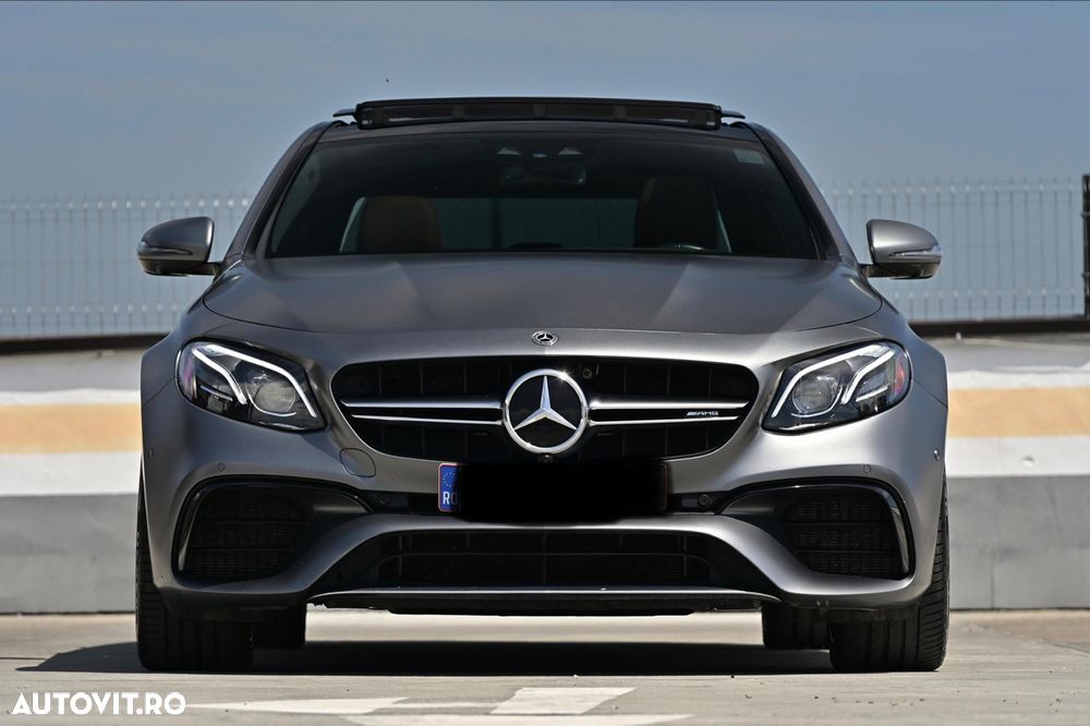 Mercedes-Benz E - 2