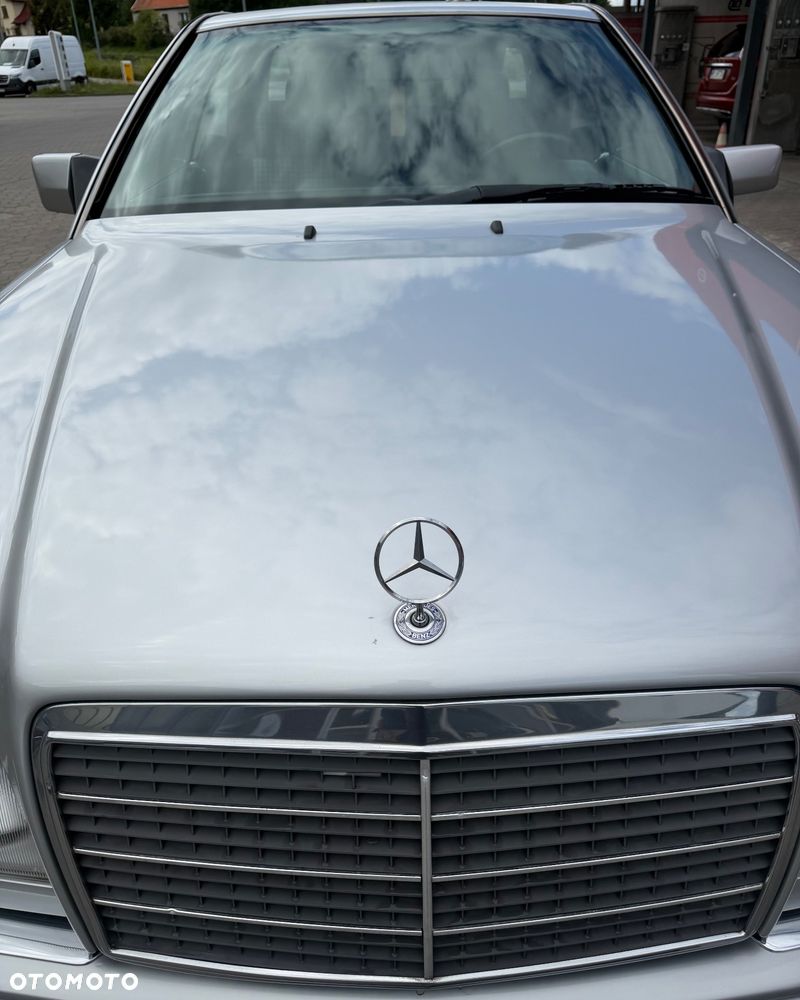 Mercedes-Benz Klasa E - 9