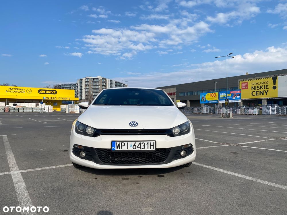 Volkswagen Scirocco 1.4 TSI DSG - 8