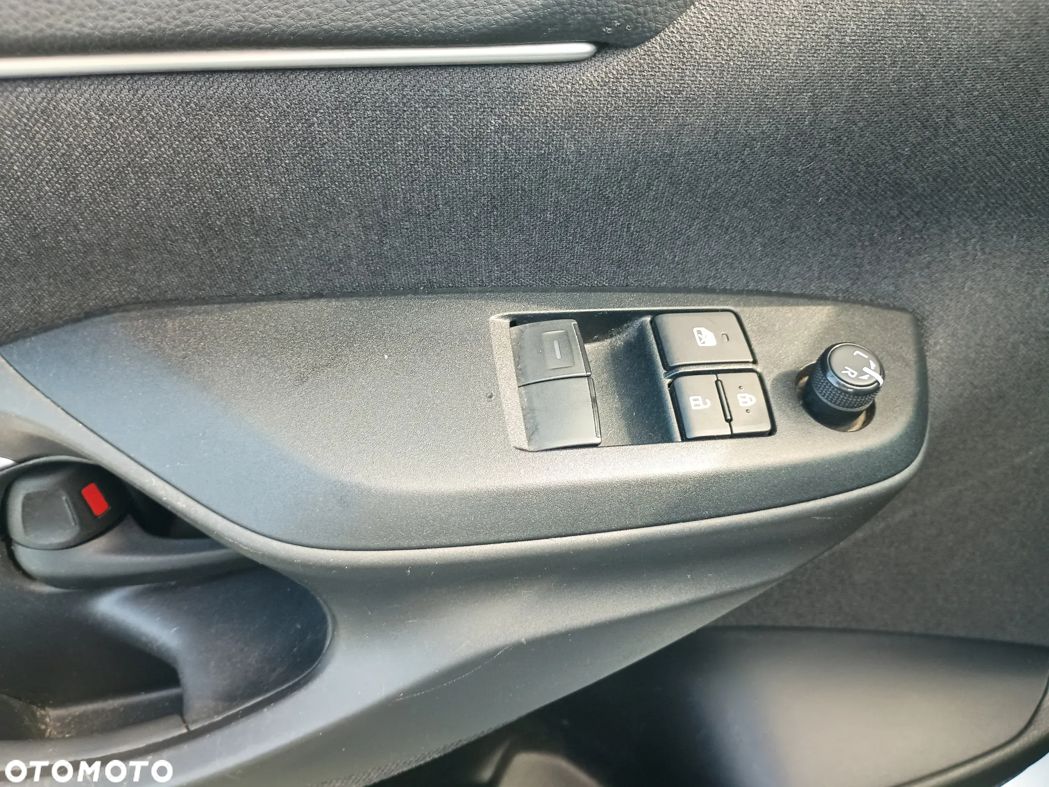 Toyota Yaris 1.5 Comfort - 16