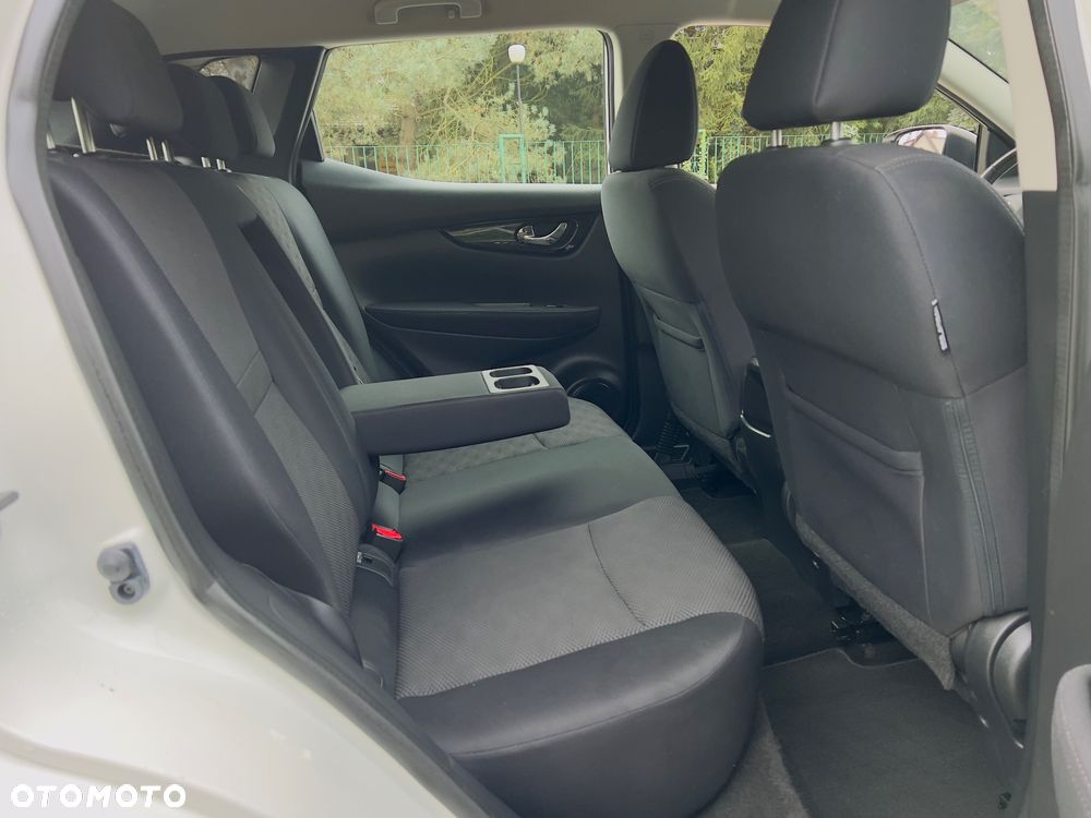 Nissan Qashqai 1.6 dCi 360 S&S - 15