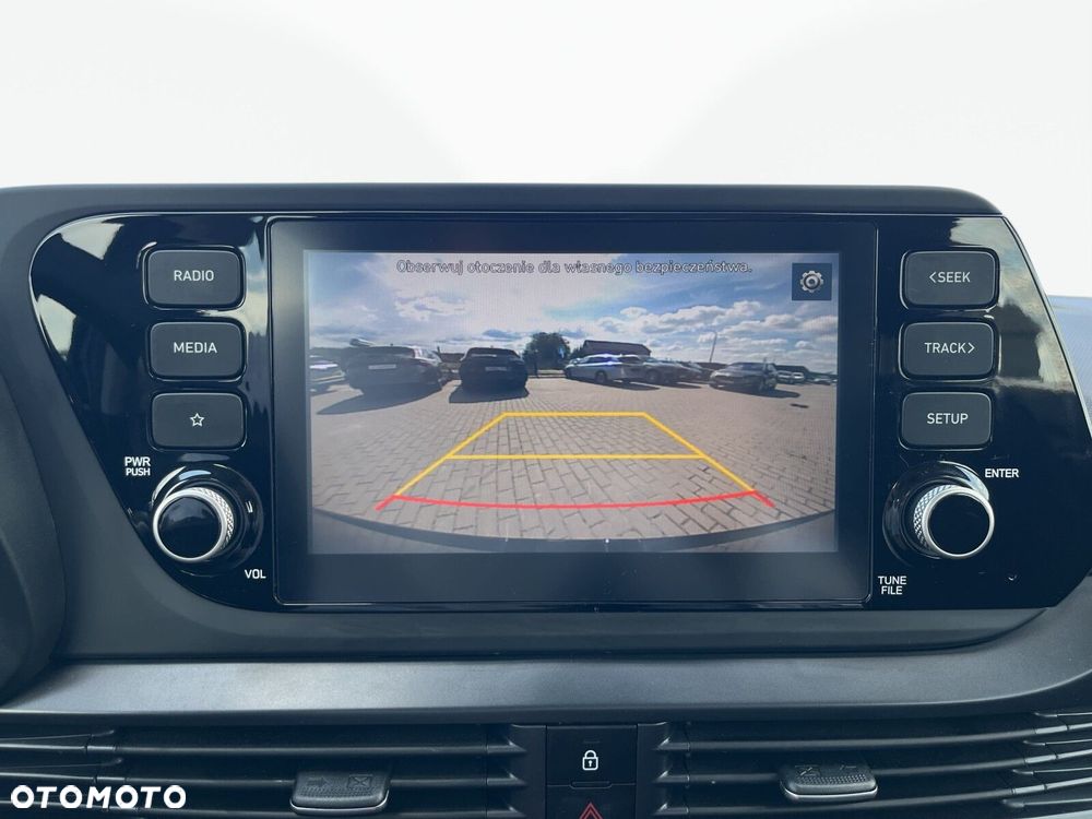 Hyundai i20 - 23