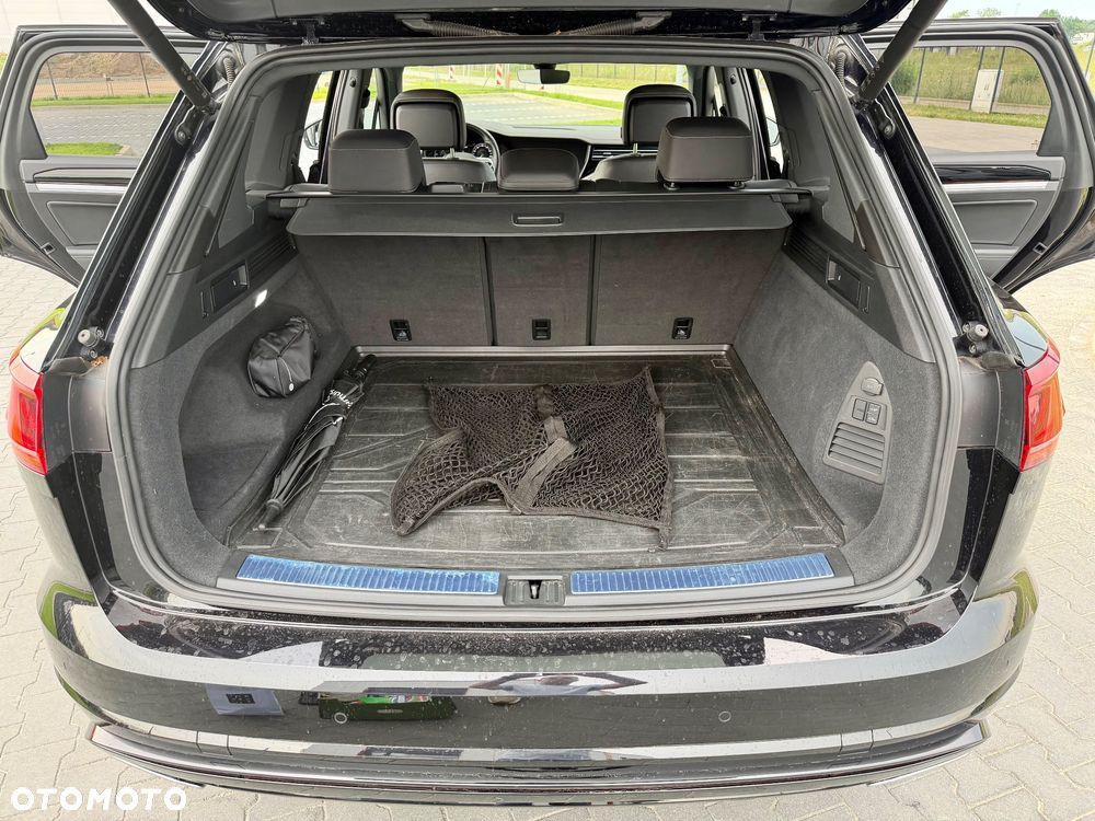 Volkswagen Touareg 3.0 V6 TDI SCR 4Mot R-Line - 14