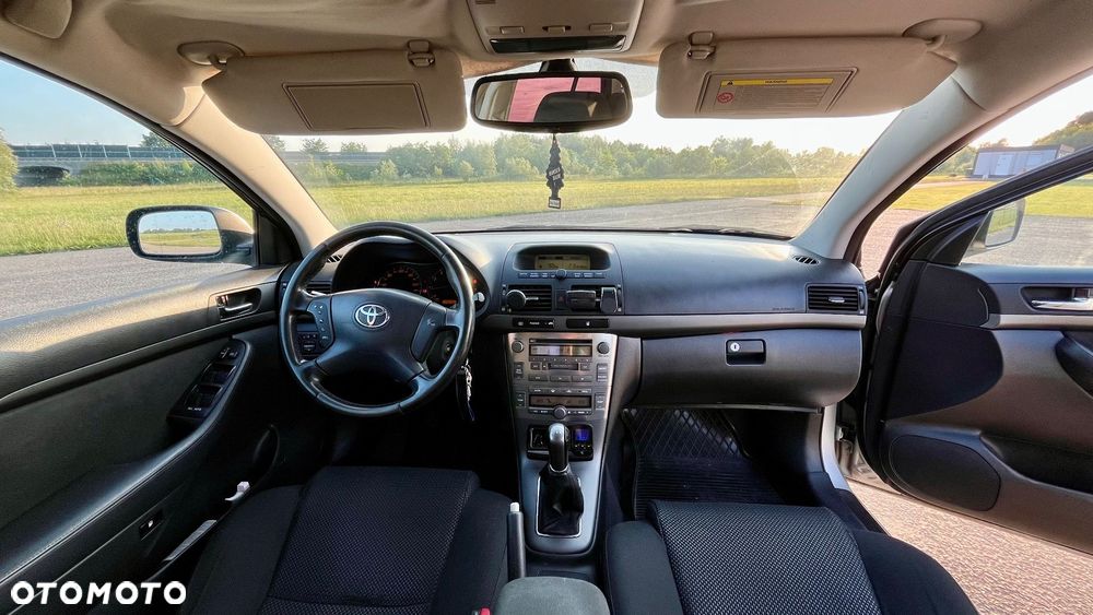 Toyota Avensis 1.8 VVT-i Sol - 6