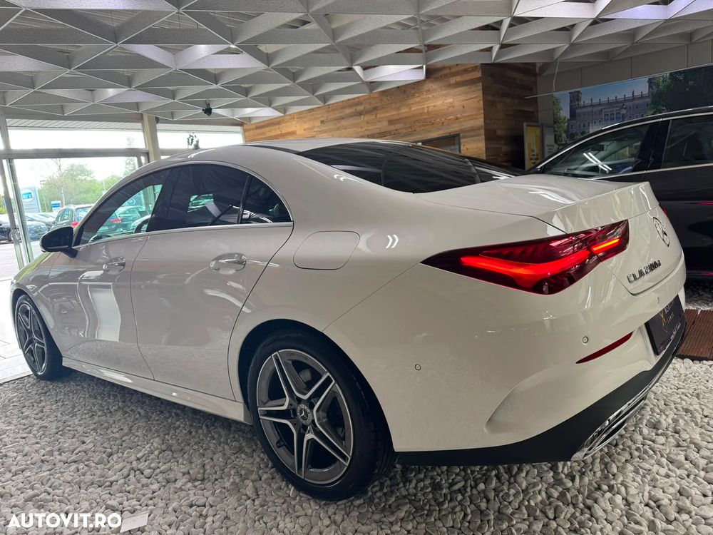 Mercedes-Benz CLA 200 - 7