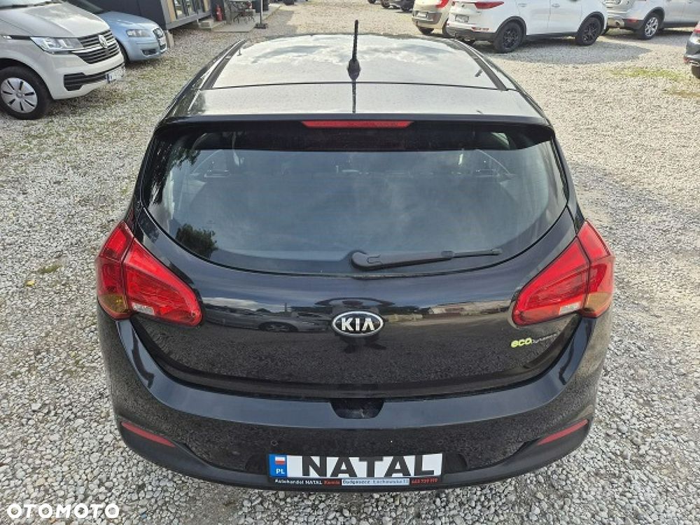 Kia Ceed - 14