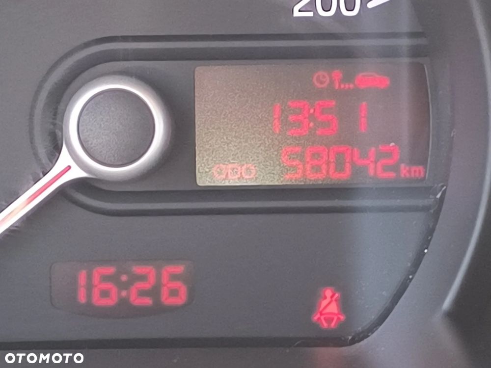 Kia Picanto 1.0 L - 6