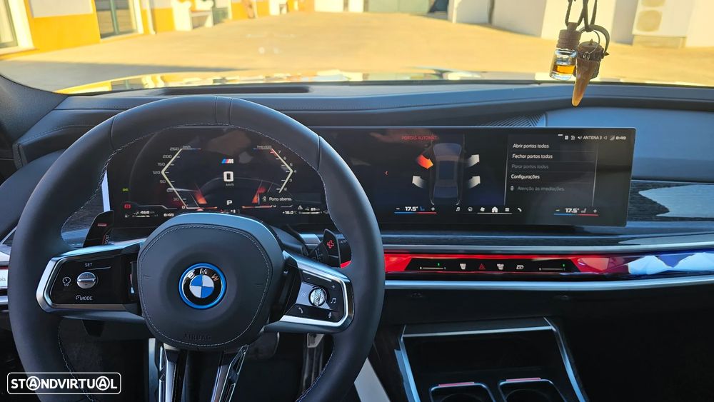 BMW 760 M760e xDrive - 15