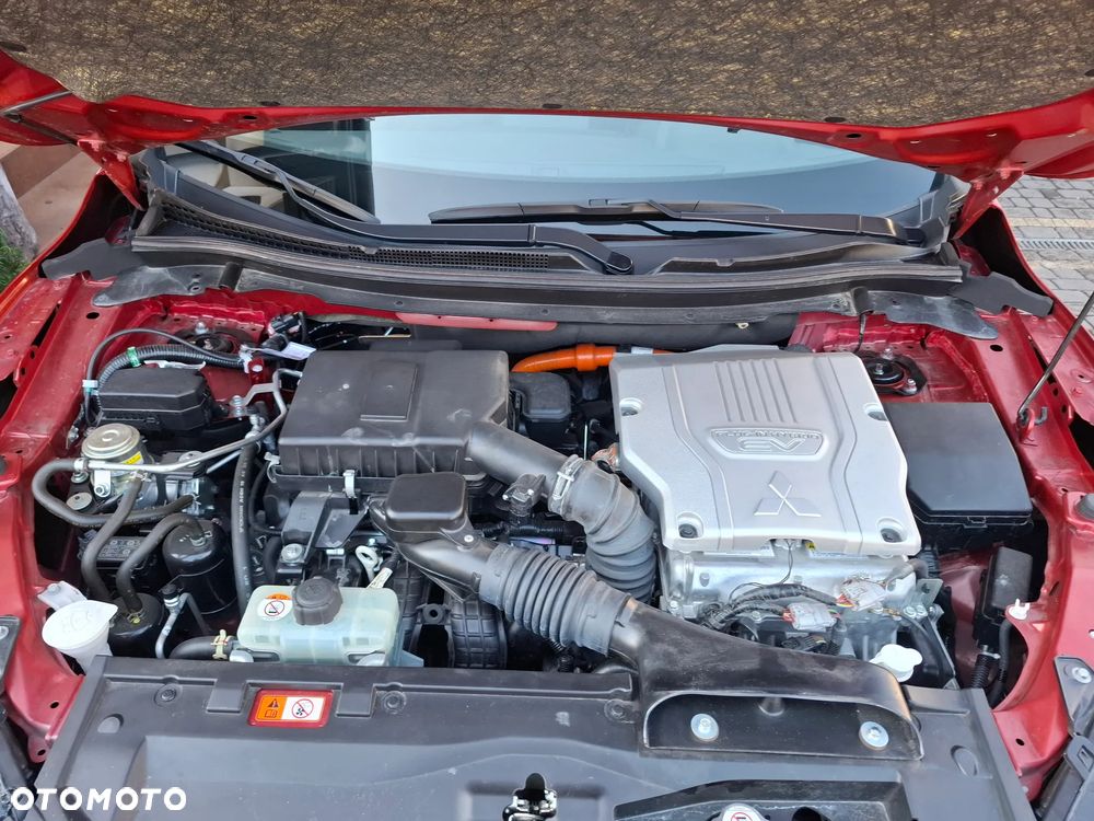 Mitsubishi Eclipse Cross - 33