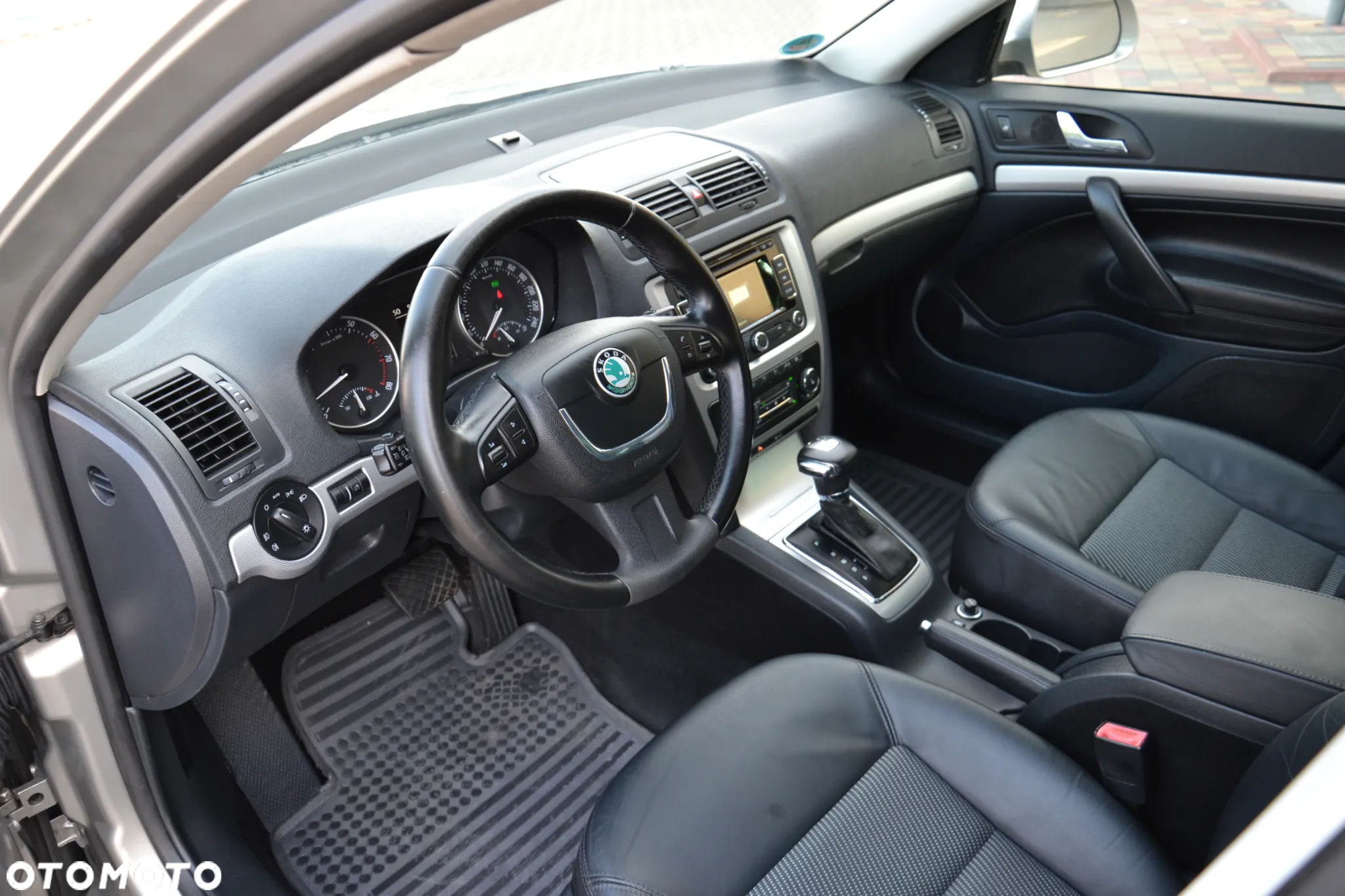 Skoda Octavia Combi 1.4 TSI DSG Ambition - 19