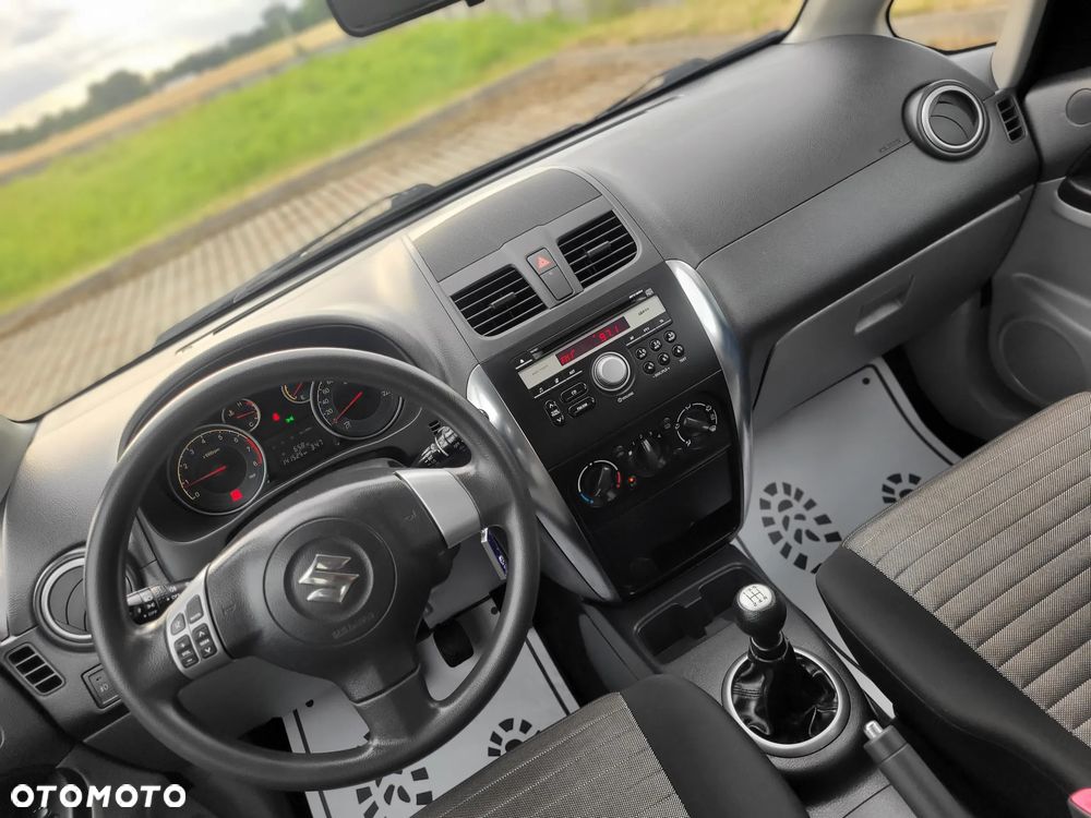 Suzuki SX4 1.6 VVT 4x4 Comfort - 21