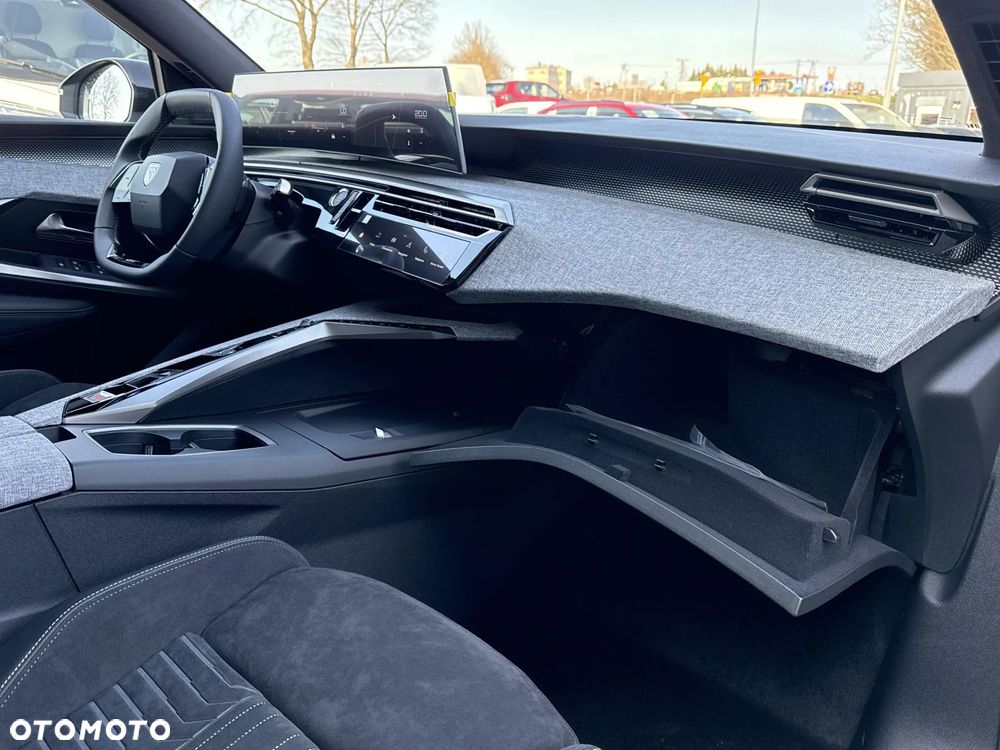 Peugeot 3008 1.6 PHEV 195 GT E-DCS7 - 31