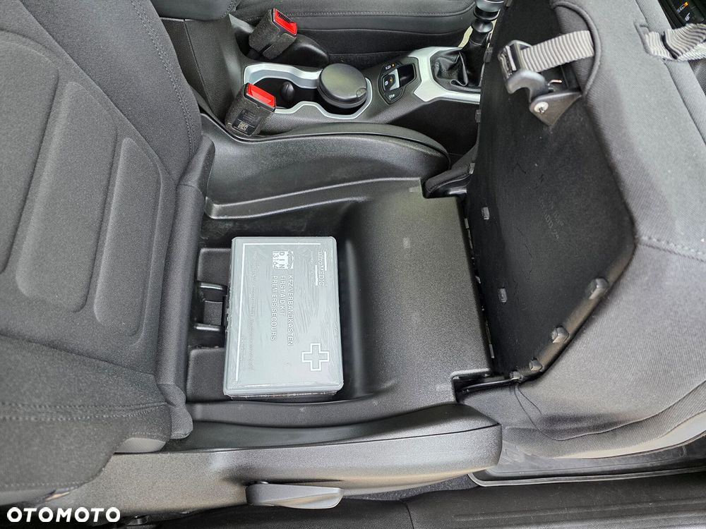 Jeep Renegade - 15