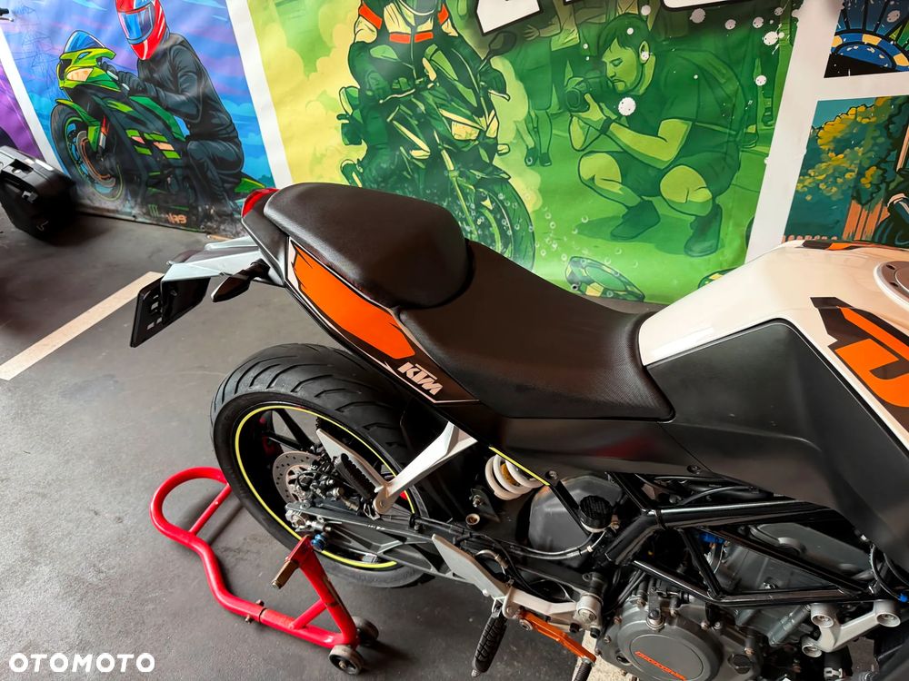 KTM Duke - 15