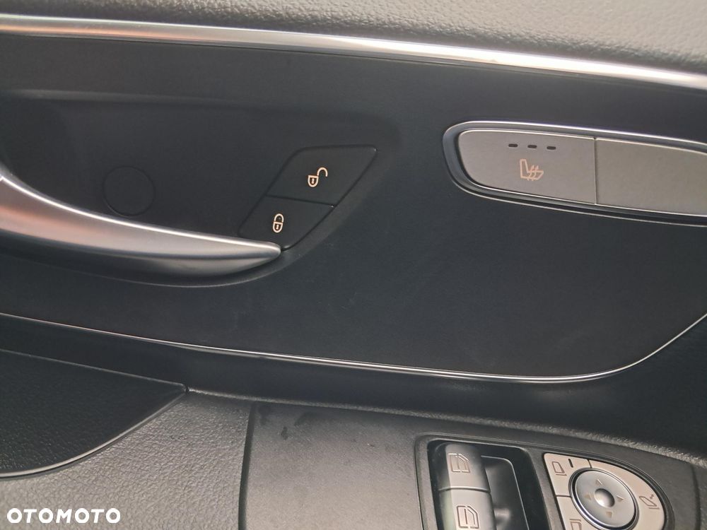 Mercedes-Benz VITO - 14