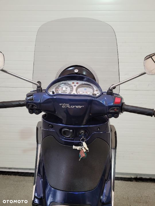 Piaggio Beverly - 28