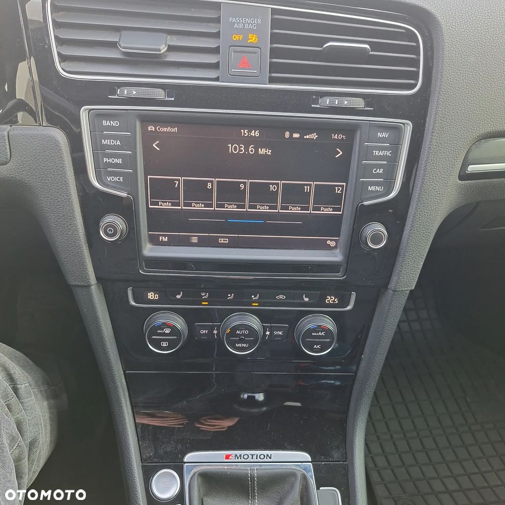 Volkswagen Golf R 4Motion (BlueMotion Technology) - 16