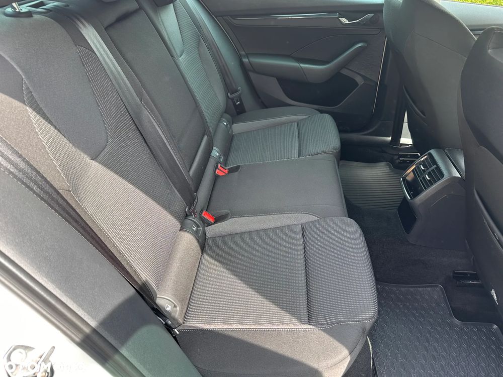 Skoda Octavia 2.0 TDI Ambition - 26
