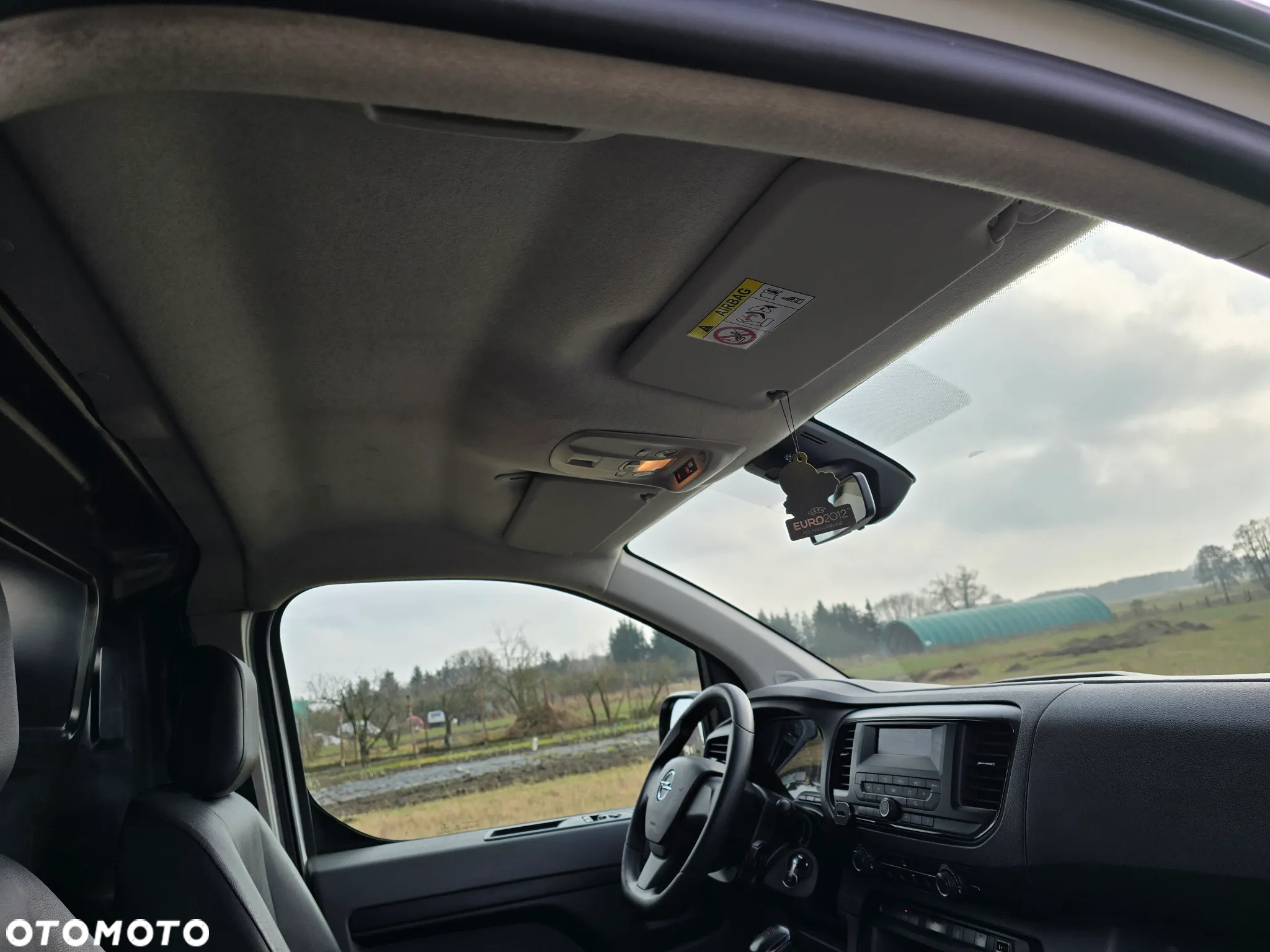 Opel Vivaro - 17