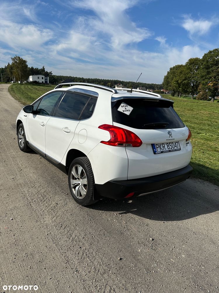 Peugeot 2008 - 6